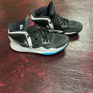 Nike Kyrie Infinity. South Beach size 6.5.